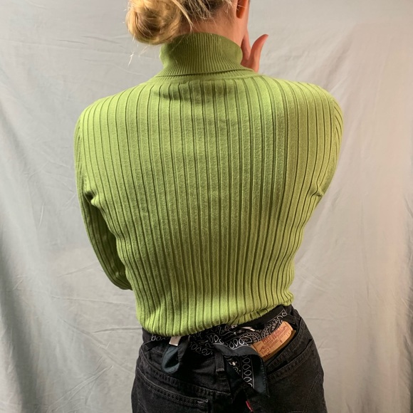 Green Turtleneck Long Sleeve Shirt - Picture 3 of 5